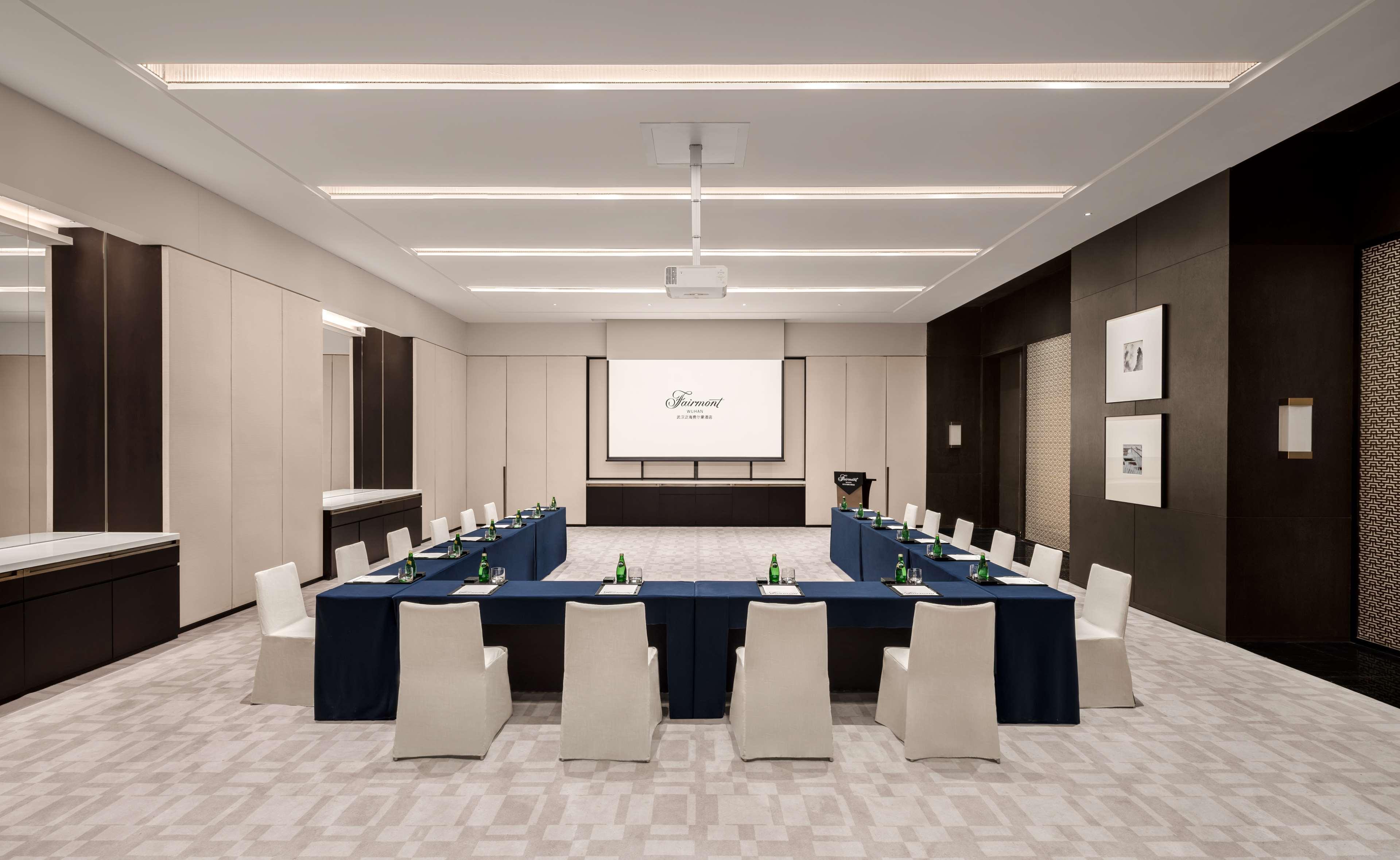 Fairmont Wuhan Luaran gambar
